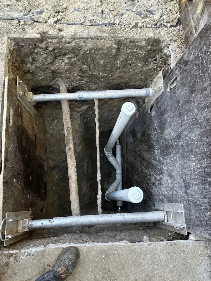 Experienced plumber completing Gas Line Repair work in Marion